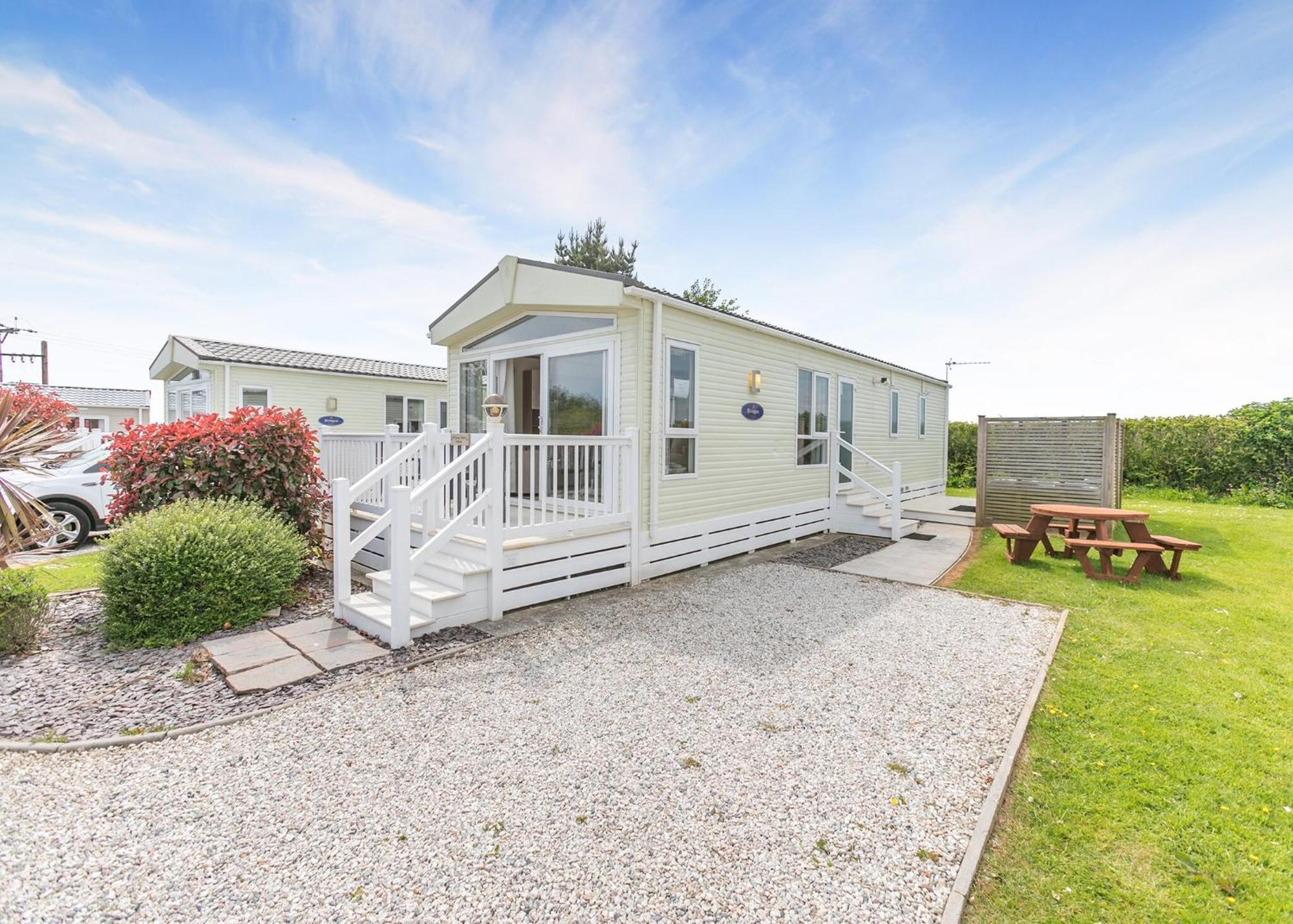 Looe Coastal Retreat Hotel Exterior photo